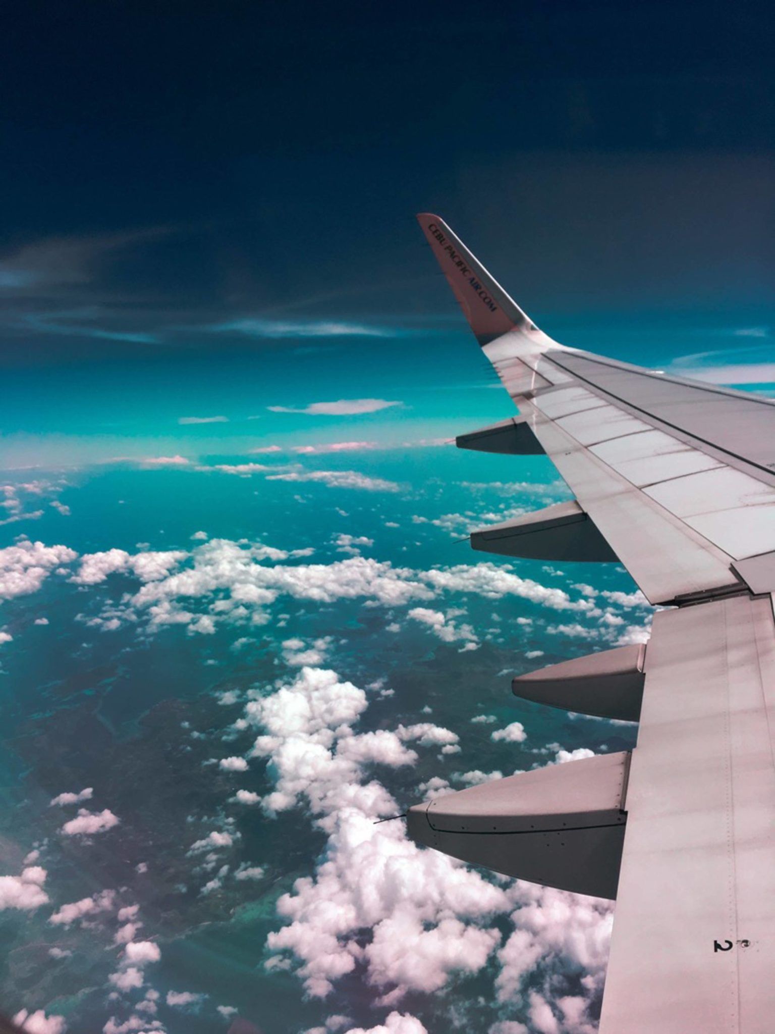 What are the Most Popular Airports in the UK?