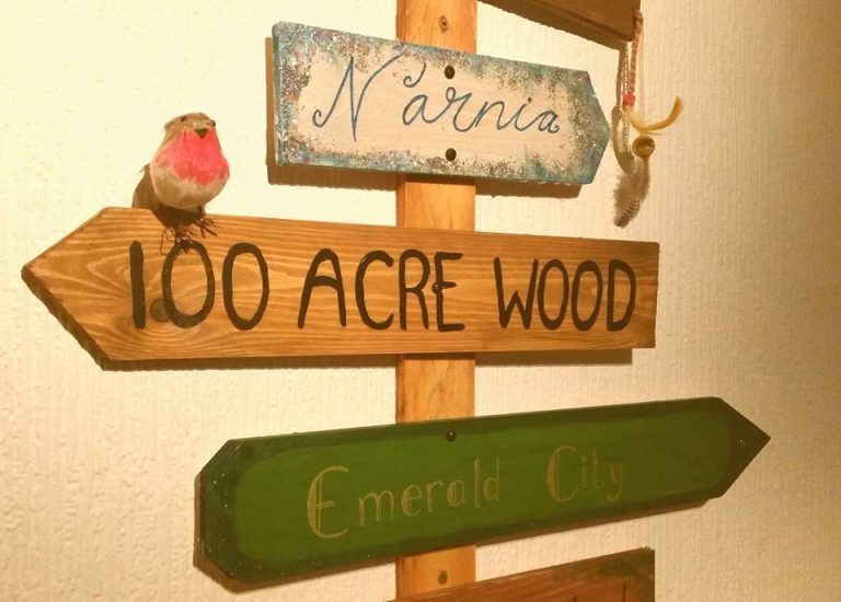 christopher-robin-winnie-the-pooh-100-acre-wood
